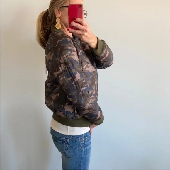 Quilted Camouflage Bomber Style Jacket - Picture 4 of 7